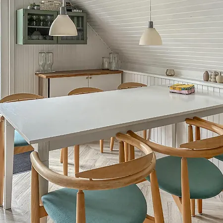 Ferienhaus 2 Bedroom Beautiful In