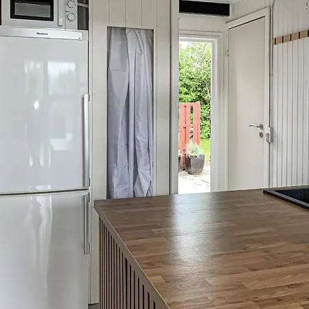 Дом отдыха 2 Bedroom Beautiful In *