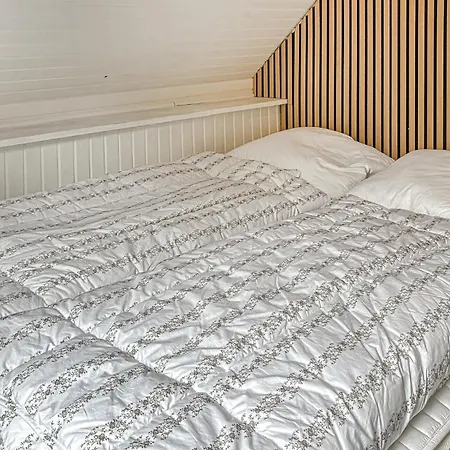2 Bedroom Beautiful In